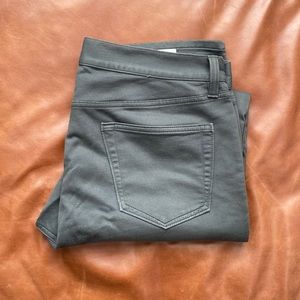 Banana Republic Travelers - Slim Fit